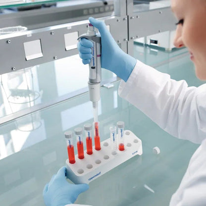 epT.I.P.S.® Reloads 0.1 - 20 µL, 40 mm, medium grey